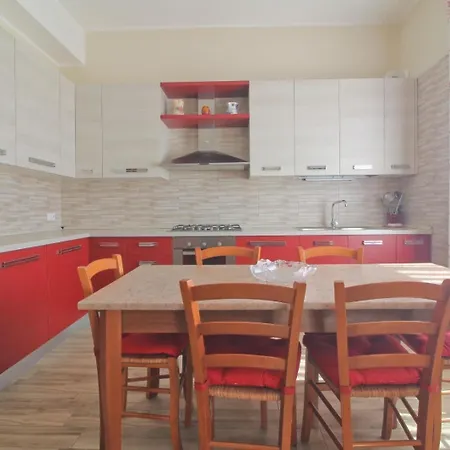 Stazione Apartment *